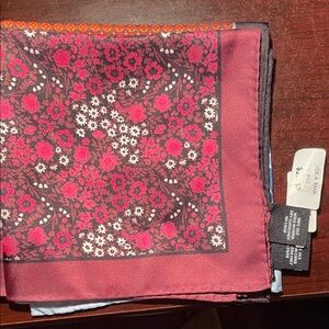 100% Silk Jo’s A Bank Floral Silk pocket square